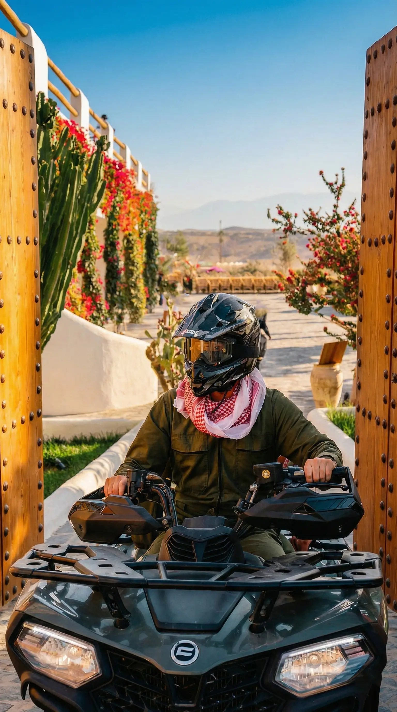 Expérience d'excursion de luxe exclusive à Casa Lalla Takerkoust combinant aventures dans le désert d'Agafay et ambiance chic d'Ibiza